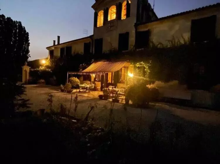 ベッドアンドブレックファースト Villa Gradenigo