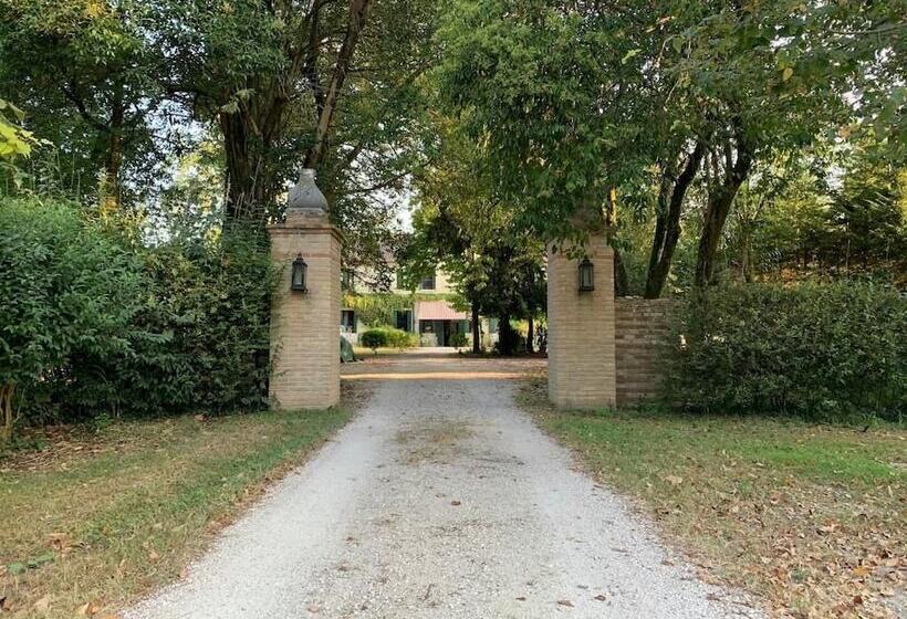 مبيت وإفطار Villa Gradenigo