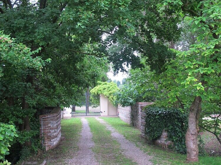 مبيت وإفطار Villa Gradenigo