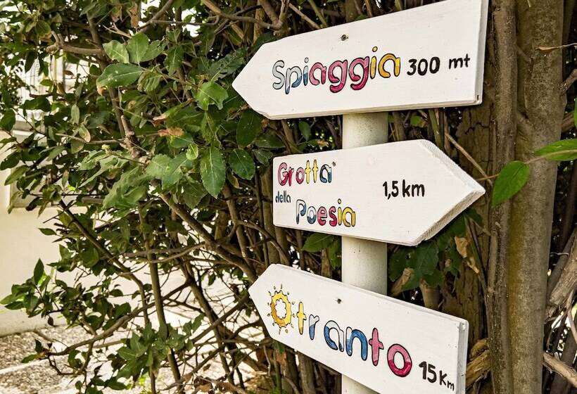 פונדק Residence Borgo Latino