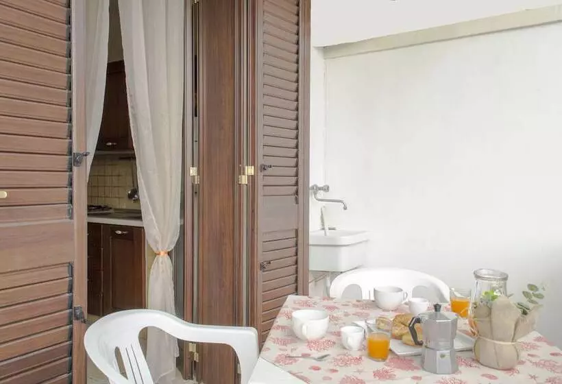 簡易ホテル Residence Borgo Latino