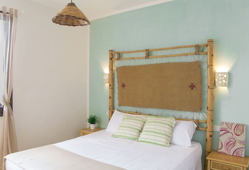 פונדק Residence Borgo Latino