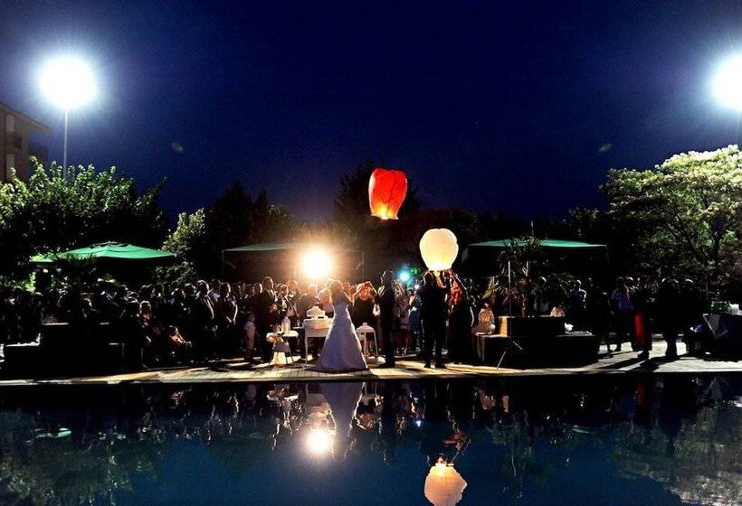 ホテル Park Grumentum