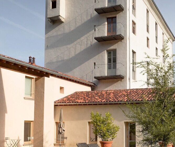 فندق ريفى Agriturismo La Derta