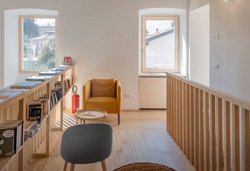 فندق ريفى Agriturismo La Derta