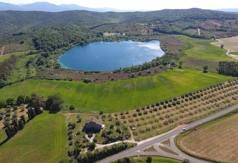 田舎風ホテル Agriturismo Poggio Corbello