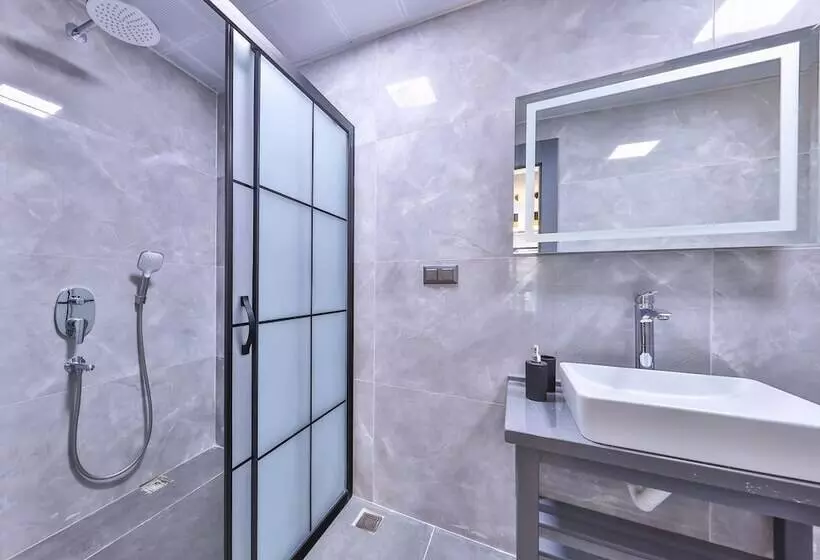 Hotelli White House Apart