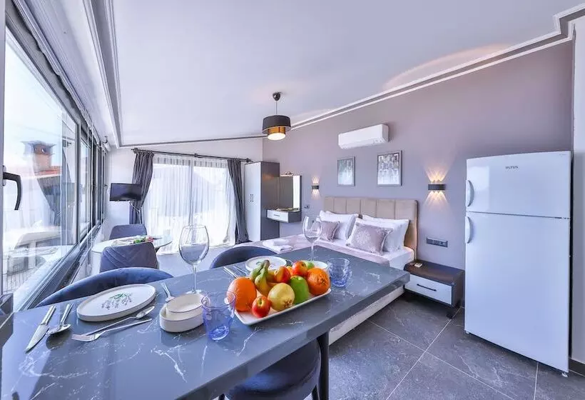 Hotelli White House Apart