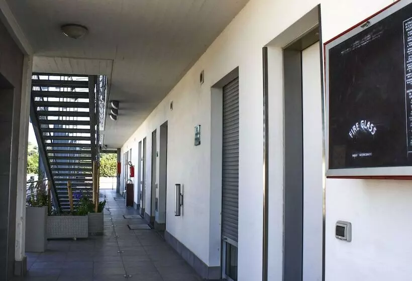 Hostelli Bed & Business