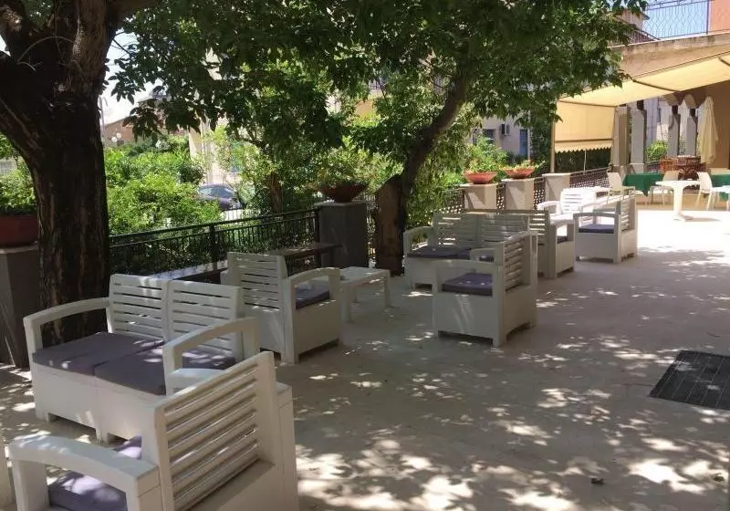 Hostelli Mediterraneo