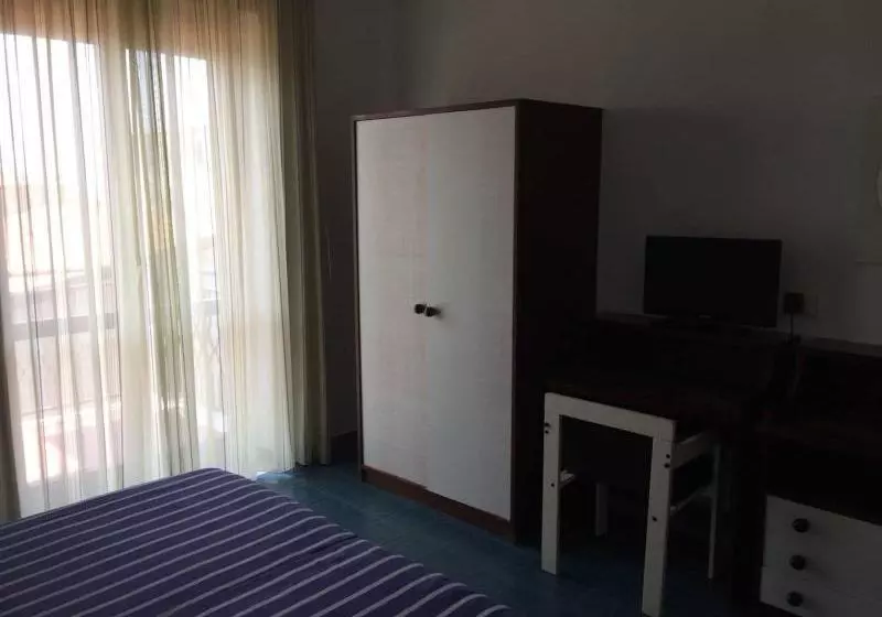 Hostelli Mediterraneo