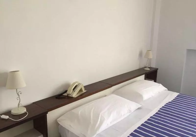 Hostelli Mediterraneo