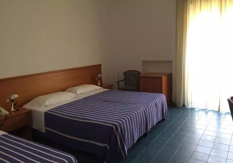 Hostelli Mediterraneo