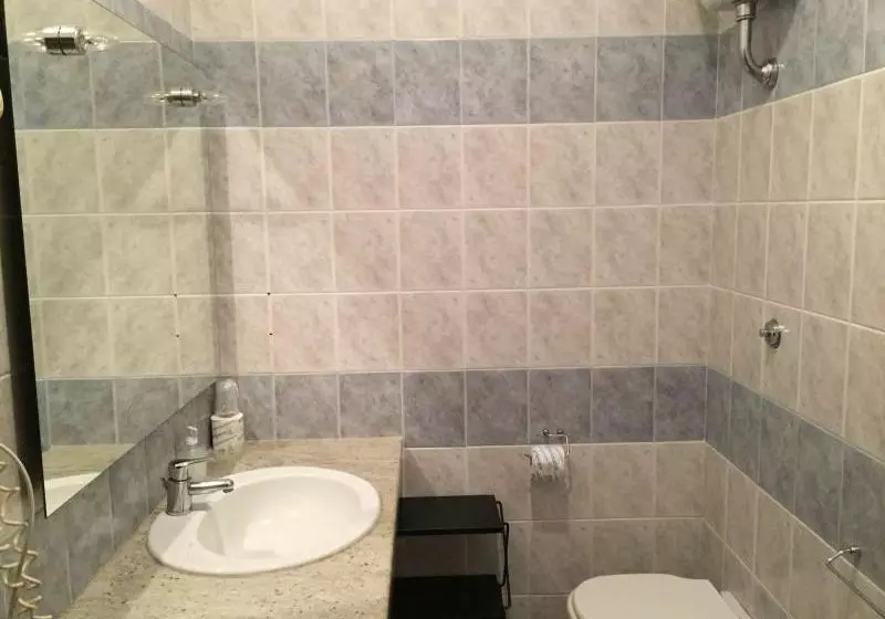 Hostelli Mediterraneo