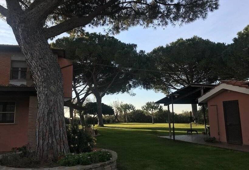 فندق ريفى Agriturismo Pavone