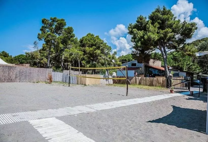 Hotelli Villaggio Residence Torre Saracena   Campsite