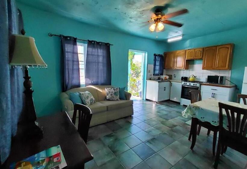 Lamblion Holiday Apartment