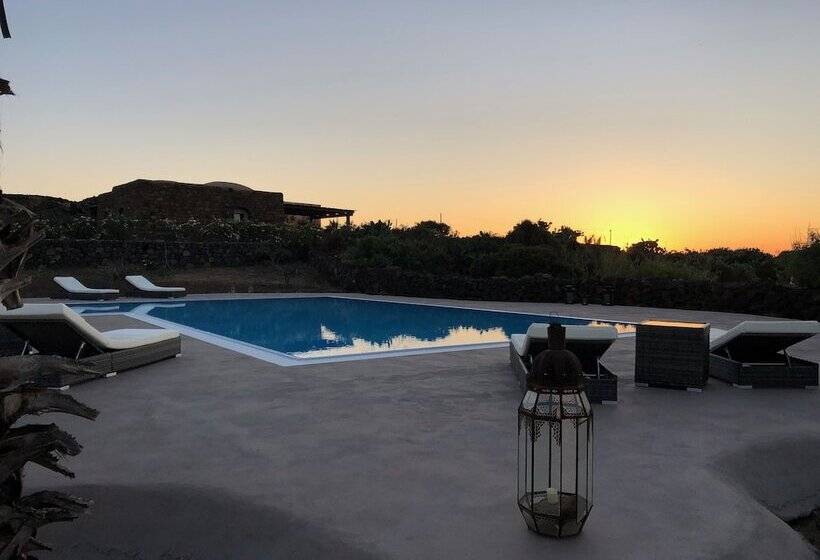 פנסיון I Dammusini Di Pantelleria