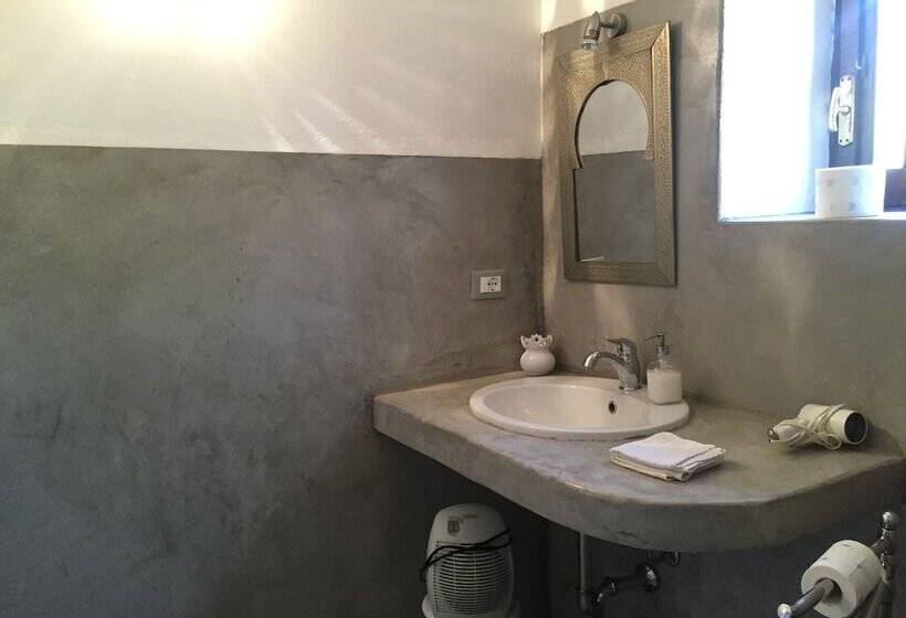 פנסיון I Dammusini Di Pantelleria