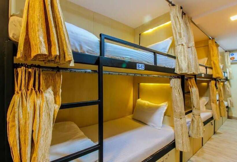 Seven Hills Dormitory   Hostel