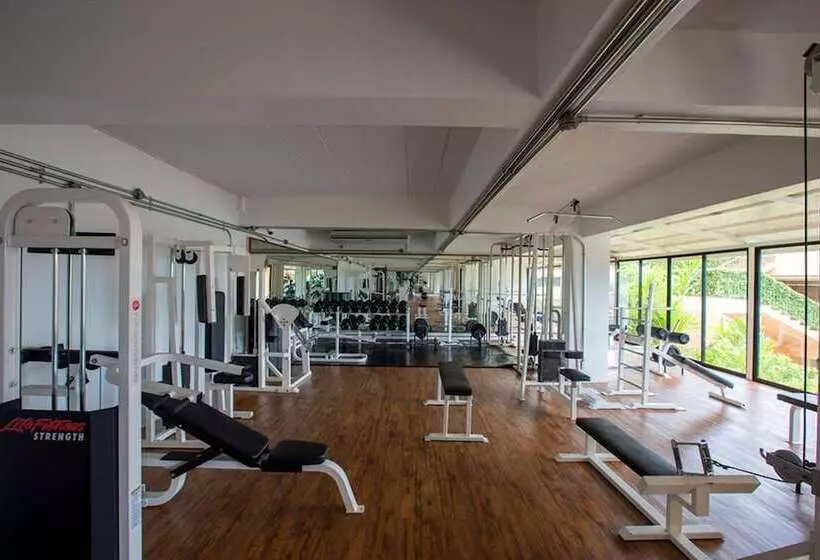 בית מלון כפרי Chanalai Garden Resort, Kata Beach