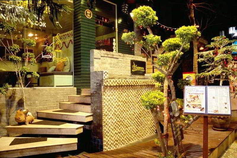 בית מלון כפרי Chanalai Garden Resort, Kata Beach