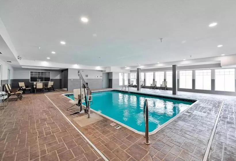 호텔 Country Inn & Suites By Radisson, Bloomingtonnormal Airport, Il