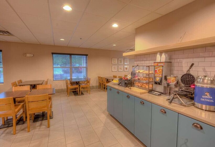 호텔 Country Inn & Suites By Radisson, Crystal Lake, Il