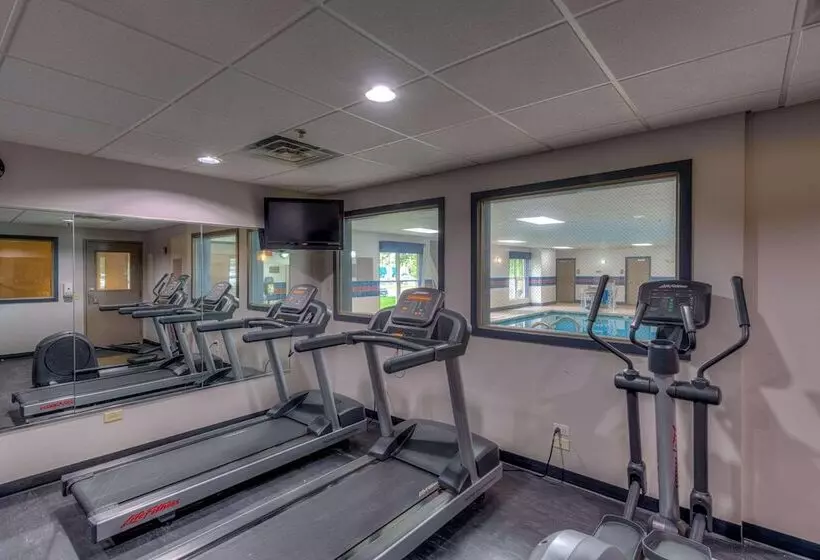 Отель Country Inn & Suites By Radisson, Crystal Lake, Il