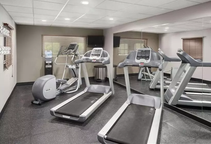 ホテル Country Inn & Suites By Radisson, Louisville South, Ky