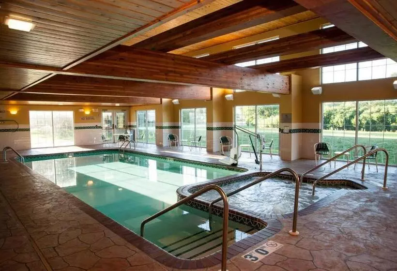 هتل Country Inn & Suites By Radisson, Milwaukee Airport, Wi