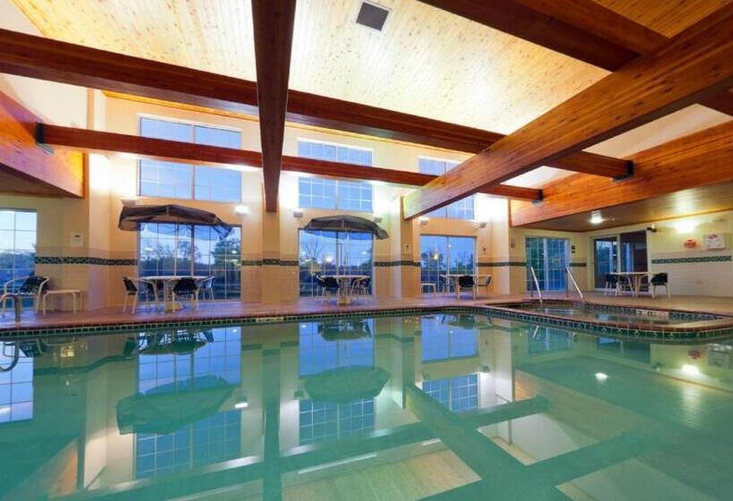 فندق Country Inn & Suites By Radisson, Milwaukee Airport, Wi