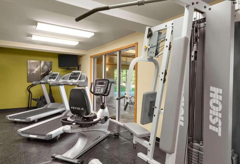 فندق Country Inn & Suites By Radisson, Milwaukee Airport, Wi