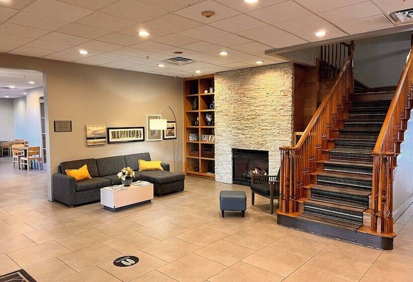 فندق Summerville Park Inn