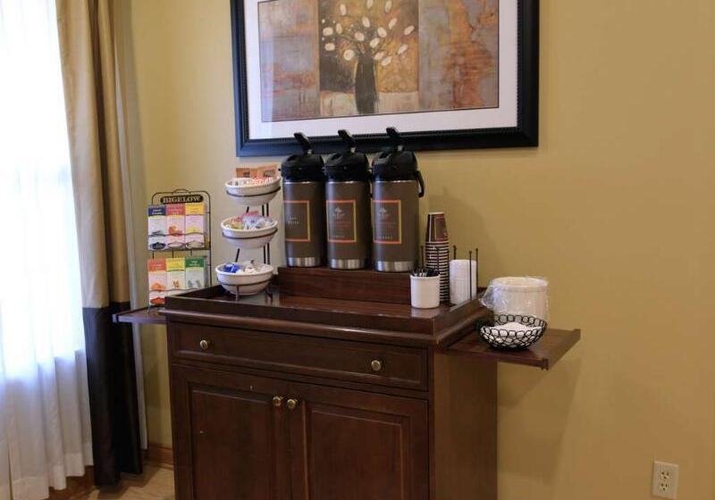 هتل Country Inn & Suites By Radisson, Valdosta, Ga