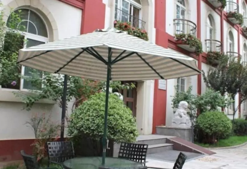 هتل Beijing Dongfang