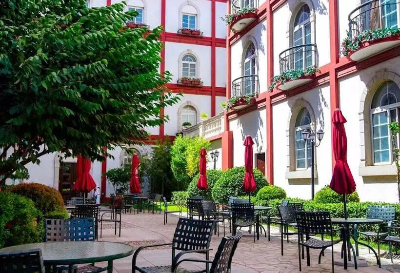 هتل Beijing Dongfang