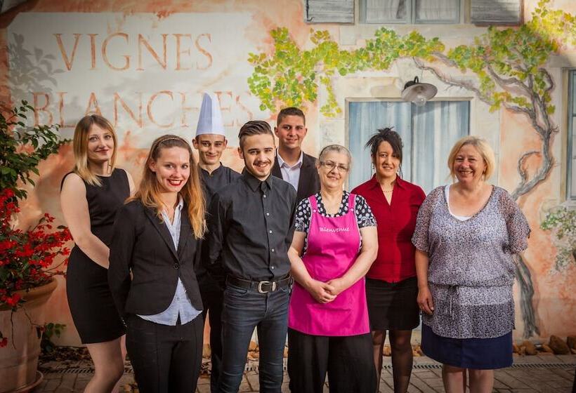 هتل Logis Vignes Blanches Hôtel Cosy Et Restaurant De Terroir