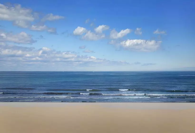 فندق Nantasket Beach Resort