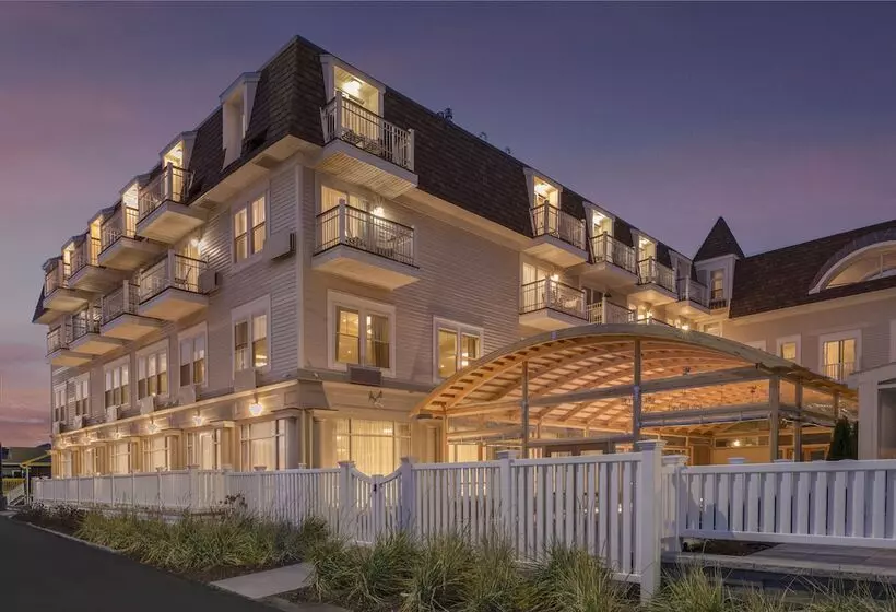 فندق Nantasket Beach Resort