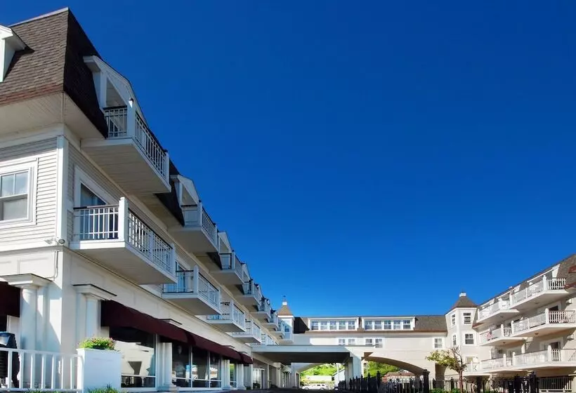 فندق Nantasket Beach Resort