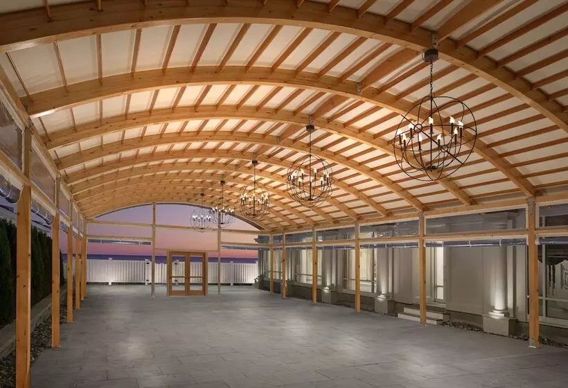 فندق Nantasket Beach Resort