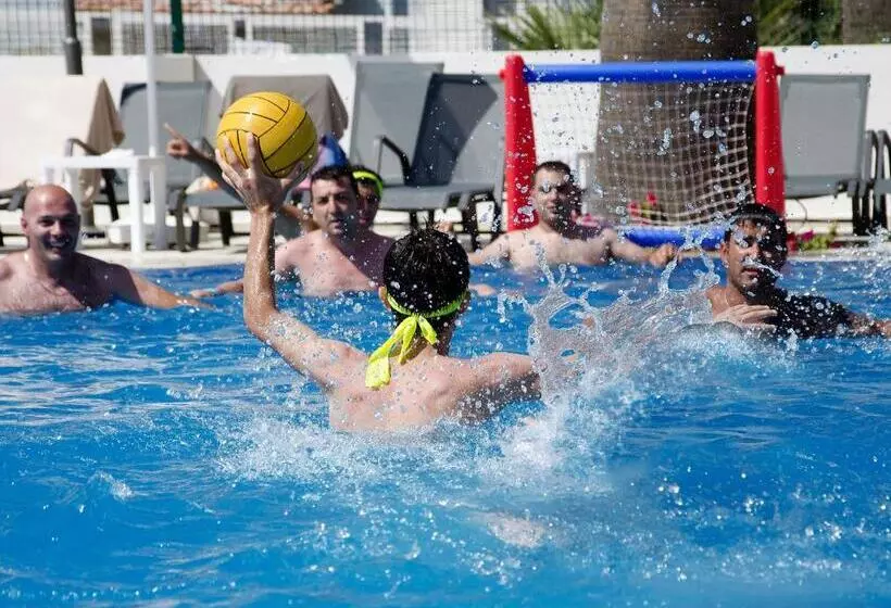 ホテル Palm Wings Beach Resort & Spa Kusadasi All Inclusive