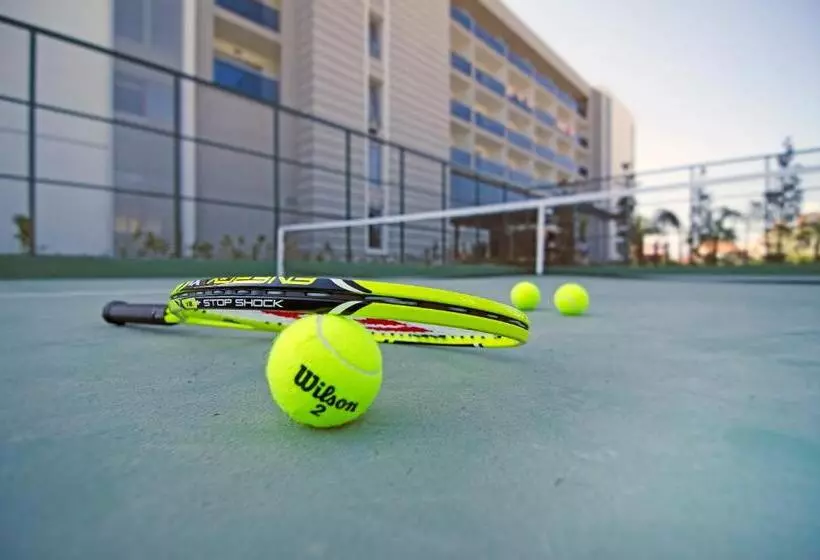 ホテル Palm Wings Beach Resort & Spa Kusadasi All Inclusive