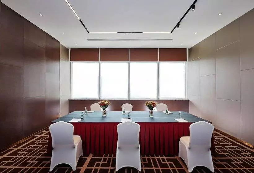 Hotelli Park Plaza Beijing Science Park