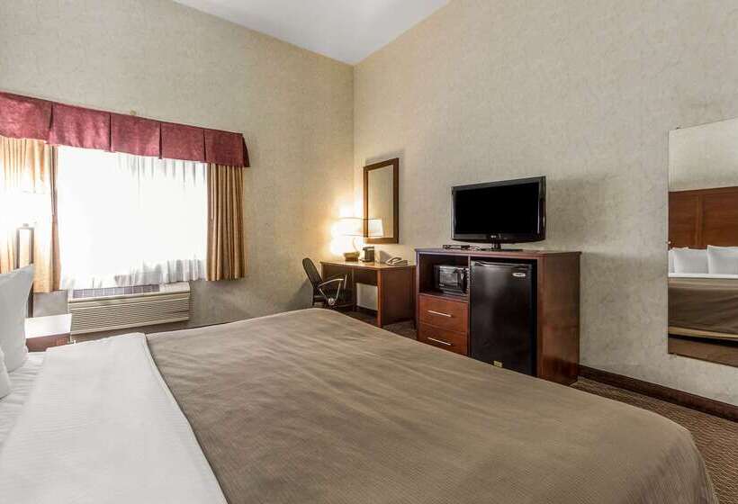 בית מלון כפרי Quality Inn