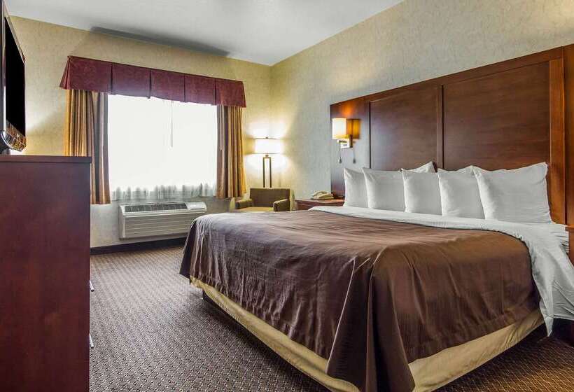 בית מלון כפרי Quality Inn