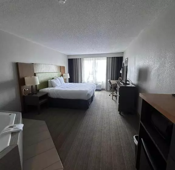 Отель Summerville Park Inn