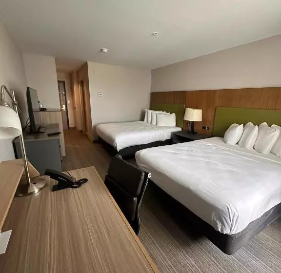 Отель Summerville Park Inn