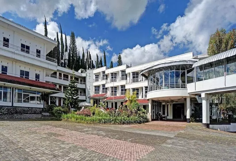 Hotel Oyo 90028  Victory